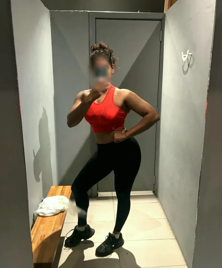 Maud, 28