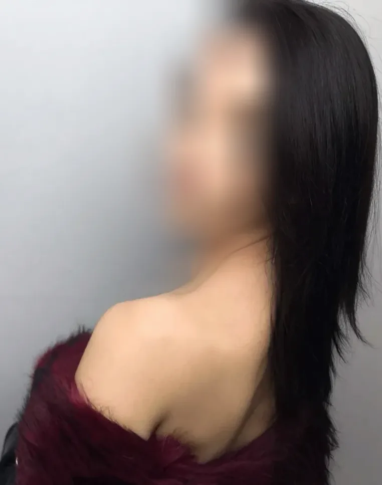 Sofie, 26